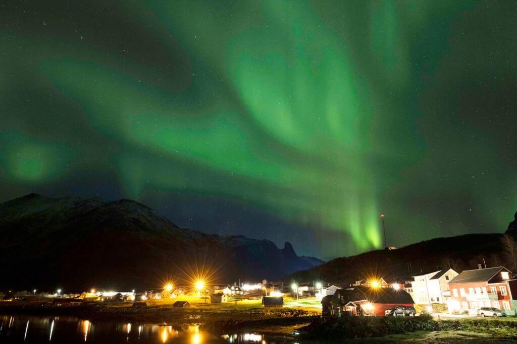 Charming House By The Sea, Lofoten! Laupstad Экстерьер фото